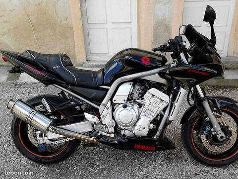 Fazer 1000 en tres bon etat 25500 km a saisir