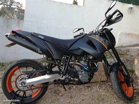 Moto KTM 640 Duke 2 Excellent etat !!!