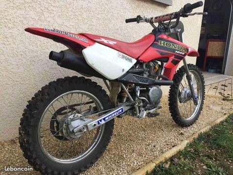 Moto enfant honda