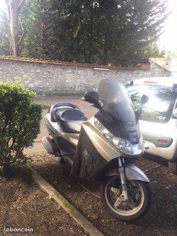 Piaggio X8 125 cm3