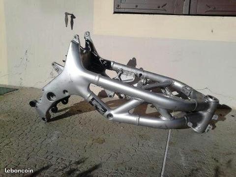 Cadre + Carte Grise SVN 650 SUZUKI