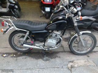 Moto 125 Honda CM CUSTOM