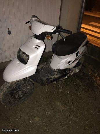 Scooter bws blanc yamaha