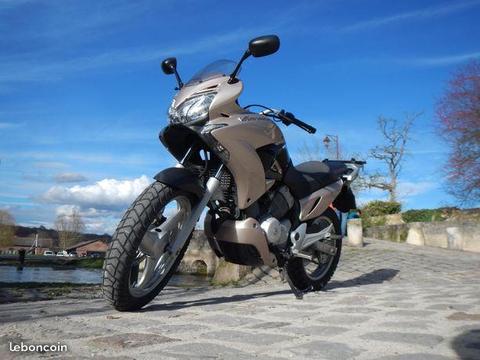 Honda 125 varadero injection