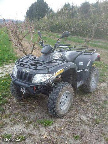 QUAD ARCTIC CAT 550 cm3