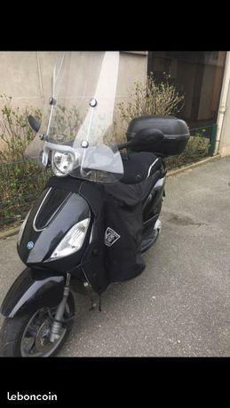 Piaggio Fly 2017 tout equipe