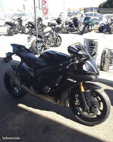 Yamaha R1