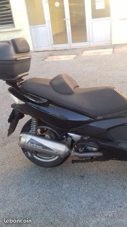 Scooter 500 kymco année 2007