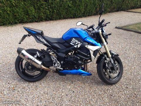 Suzuki GSR 750 édition limitée YOSHIMURA