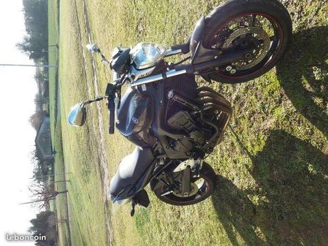 YAMAHA FZ6 S2