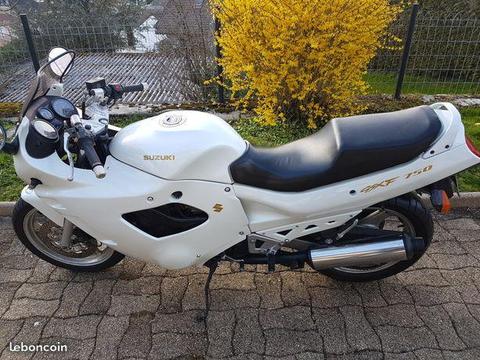 Superbe gsxf suzuki cause depart tbe