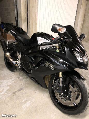 600 gsxr black édition !!