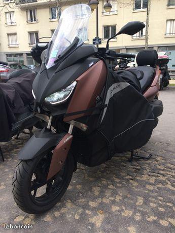 Yamaha X-Max 300