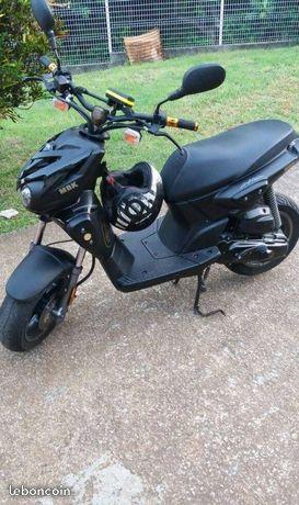 URGENT Scooter 50cc-Documents - Etat Excellent