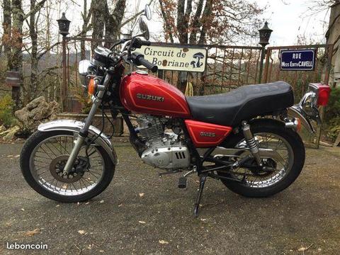 Moto suzuki GN 125