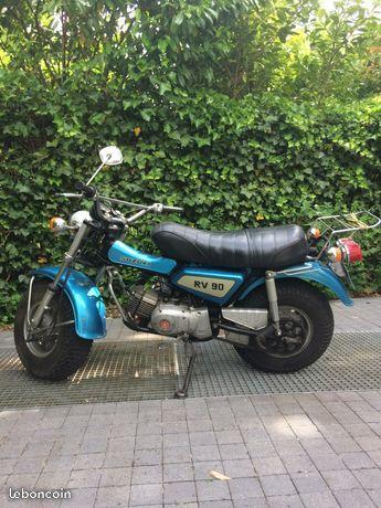 VanVan Suzuki RV 90 de 1976 TRES BON ETAT