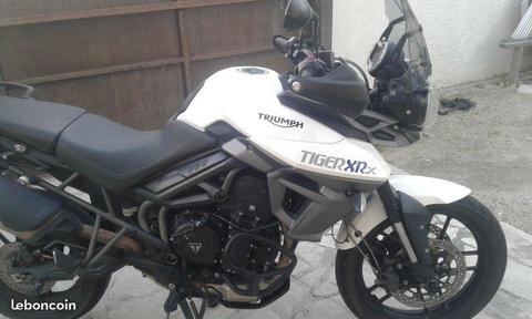 Triumph 800 XRX Trail