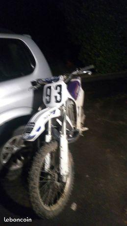 cross Yamaha 250 YZ