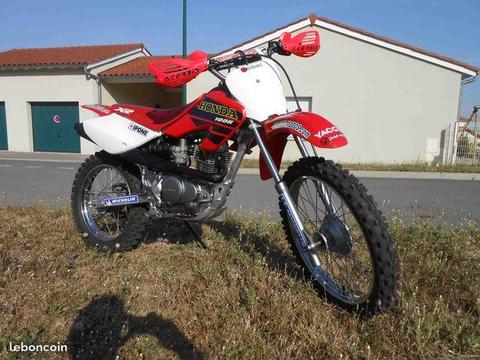 Moto enfant honda