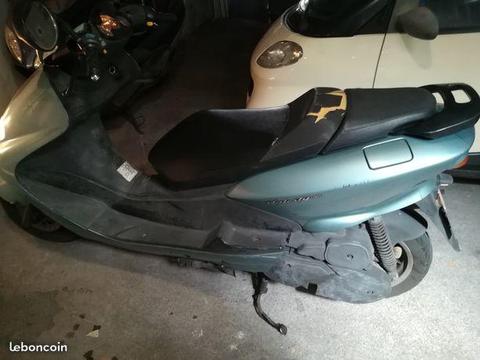 Hamaha Majestic 125 Anne 2000