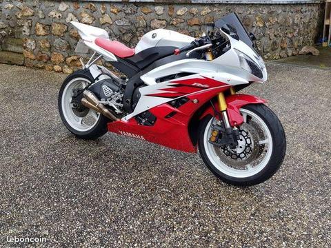 yamaha R6