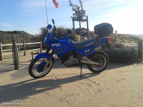 SUZUKI DR 650 RSE avec 8947 kms d'origine