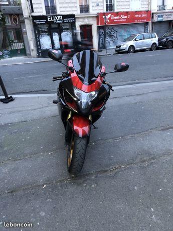 SUZUKI GSXR 600 série limitée dès 20 ans