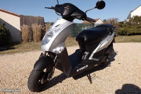 Scooter Kymco agyliti 50cc 4temps.presque neuf