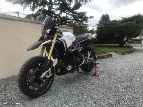 Aprilia 750 Dorsoduro A2