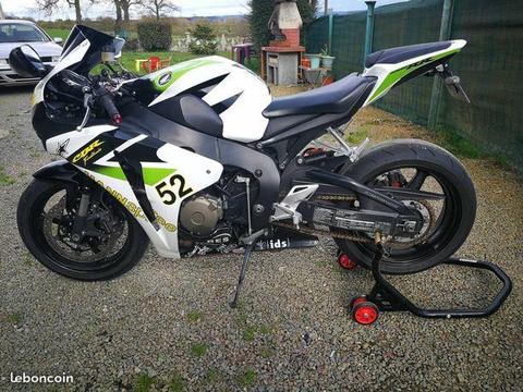 CBR 1000