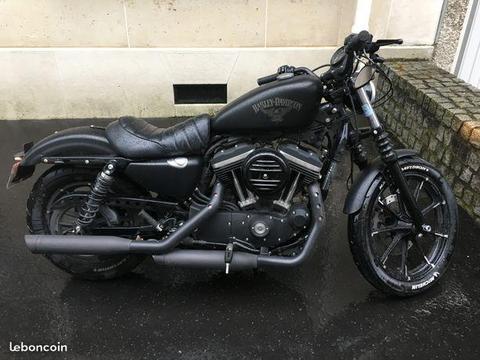 Harley Davidson 883 IRON Sportster noir mat