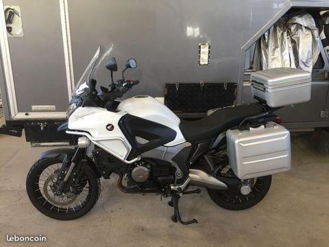 Honda crosstourer travel1200 dct premiere main