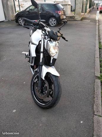 Yamaha FZ6 S2
