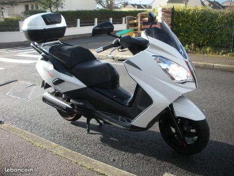 Scooter peugeot - satelis 125i premium rs