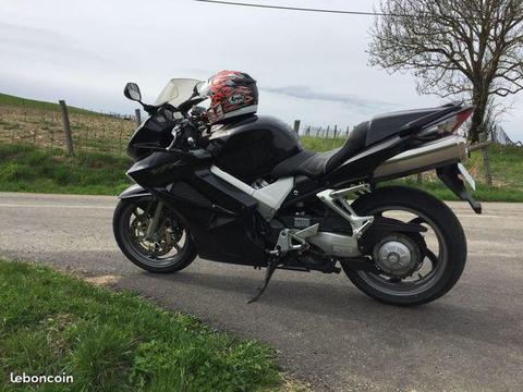 Honda 800 vfr vtec abs