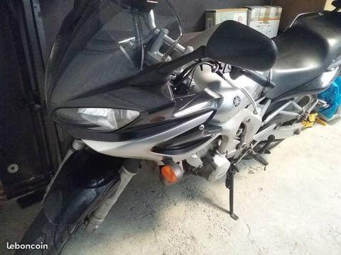 FZ6 Yamaha
