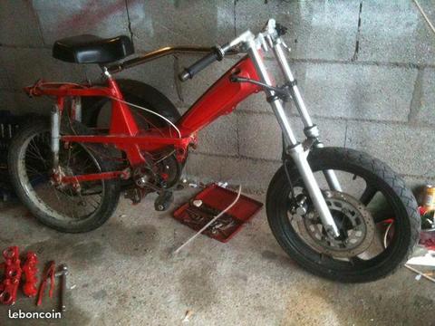 V ou E yamaha dt .. mbk 51