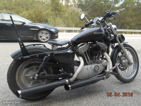 Harley davidson 883 bobber