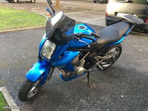 Er6n 650cm3