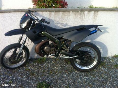 Moto derbi senda