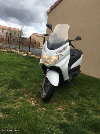 Suzuki Burgman