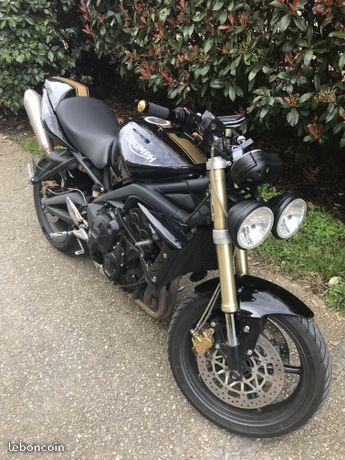 Triumph Street triple