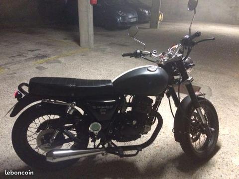Moto Mash customisée