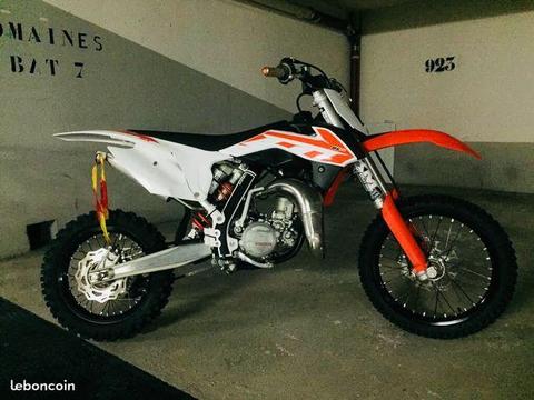 KTM 85 SX (Moto cross petites roues)
