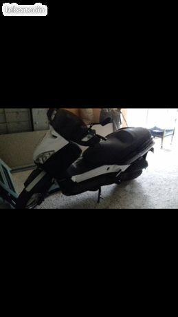 Xmax Yamaha 125 cm3