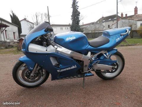 Kawasaki ZX7R