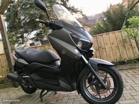Yamaha Xmax X-max 125