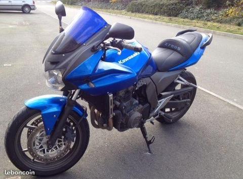 À saisir Kawasaki Z750 bleue