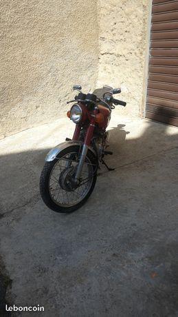 Moto Honda CB 125 de 1974