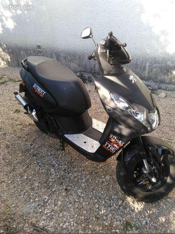 Scooter Peugeot Street Zone Basic 2017